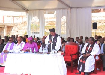 Thousands converge at Buziga for Kanyeihamba’s send off