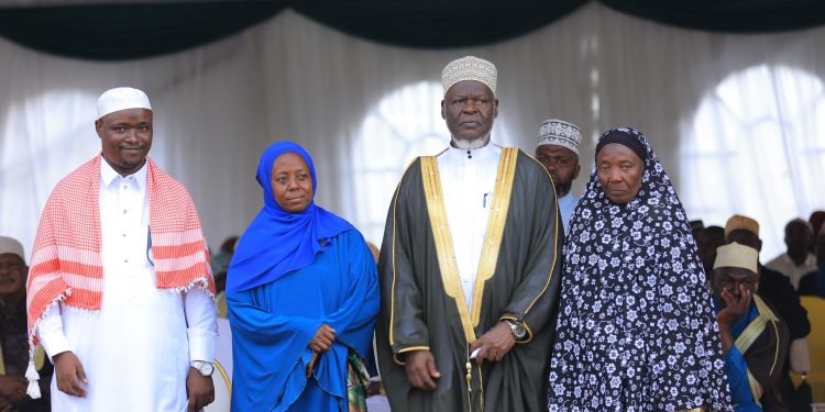 Mufti Tips Muslims on How to Save for Hajj