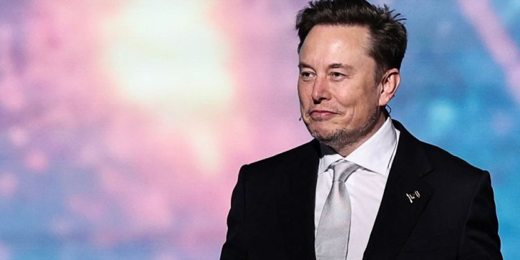 Elon Musk Introduces X Chat to outcompete Watsapp 