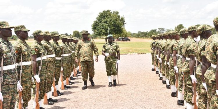 Ninety Eight Intelligence Officers Excel in Training