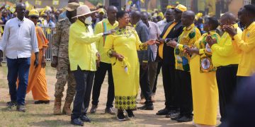 Museveni says contractor ready to start work on Bwizibwera–Buhweju road