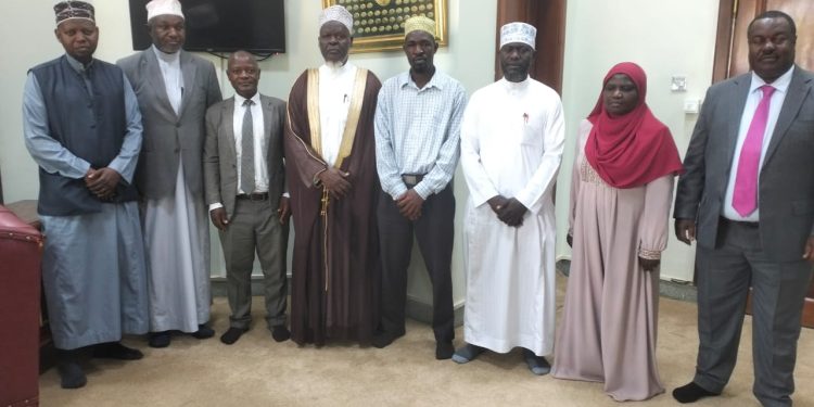 Mufti Hosts MUBS Staff
