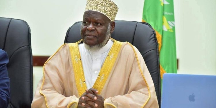 Mufti Urges Muslims to Intensify Worship, Uphold Discipline