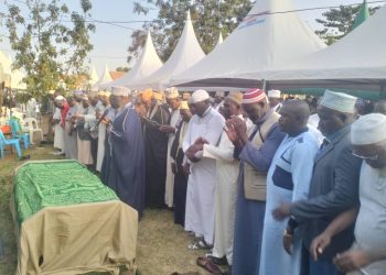 Mufti Leads Hundreds of Mourners in the Send-Off of Sheikh Ishaaq Yusuf Naminya
