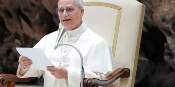 Pope Leo XIV Calls for Listening, Fasting and Compassion in 2026 Lenten Message