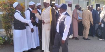 Mufti Mubaje lands safely in West Nile Muslim Region