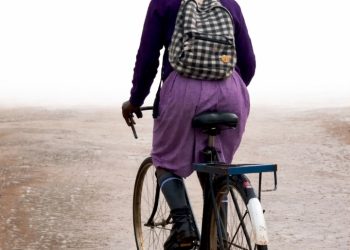 Ugandans Rally Behind Schoolgirl Who Rode Bicycle Through Rain to Attend Classes