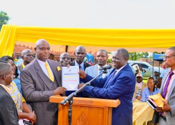 Mukono District Swears in New Leadership as Francis Lukooya Mukoome Assumes Office